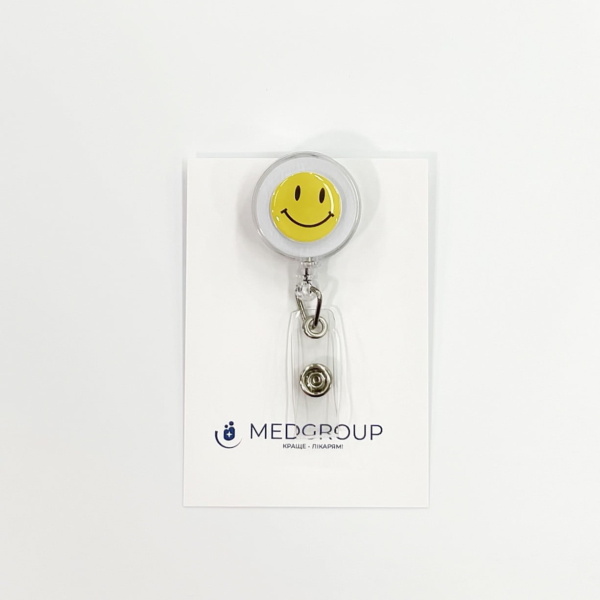 Бейдж для медика "Smile" белый