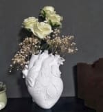Ваза "Сердце" белого цвета
