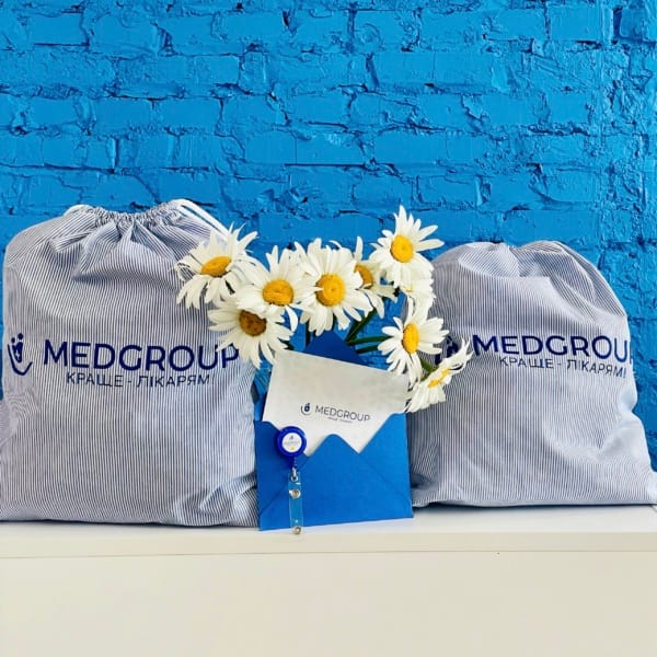 Фірмова сумка "Medgroup"