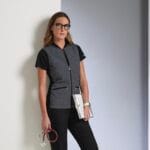 Жилет медицинский женский Grey’s Anatomy™ by Barco Spandex Stretch графитовый — изображение 2