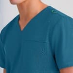 Медичний чоловічий костюм Grey's Anatomy™ Evolve морська хвиля - Зображення 8